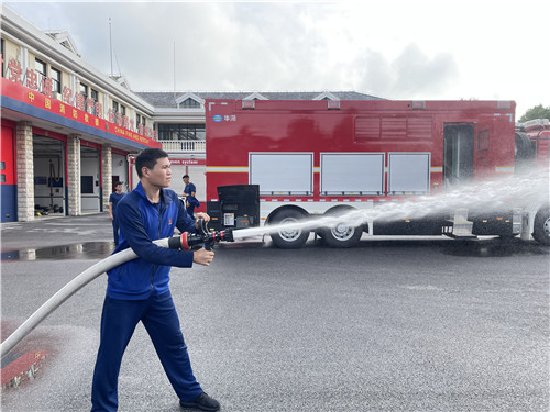 佘山消防救援站3_副本.jpg 佘山消防救援站3_副本.jpg