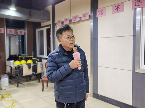 陸董講話_副本.jpg 陸董講話_副本.jpg