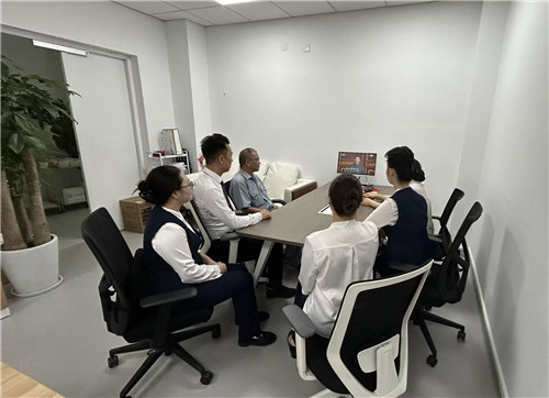 閱兵6_副本.jpg 閱兵6_副本.jpg